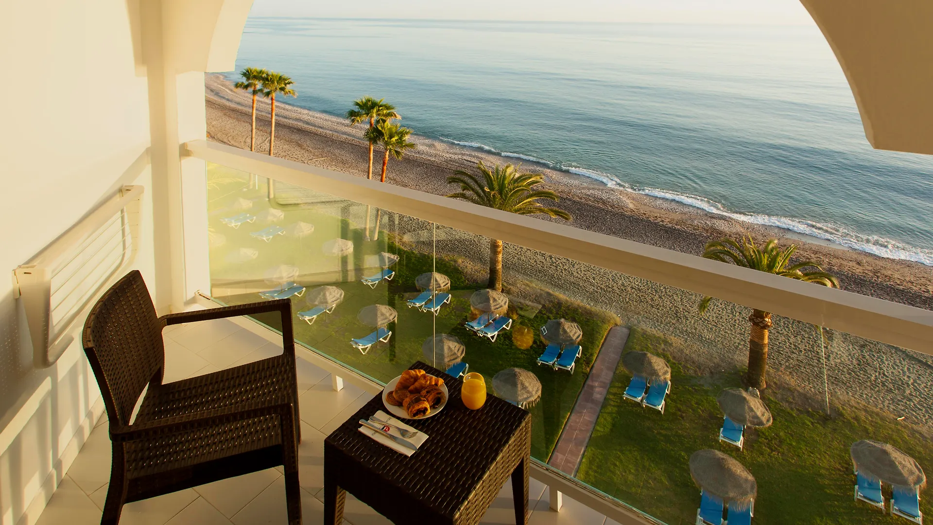Ona Marinas De Nerja Spa Resort