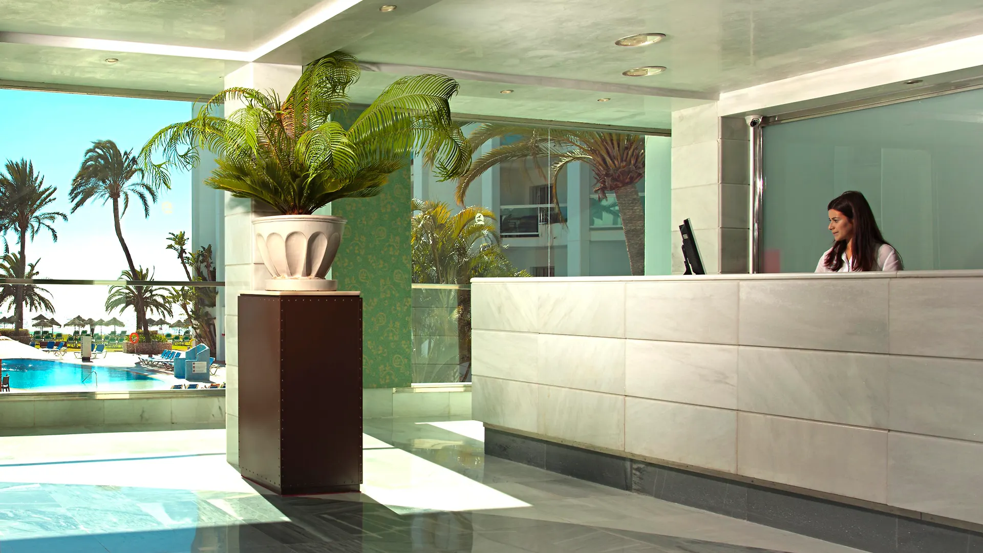 Ona Marinas De Nerja Spa Resort 4*,