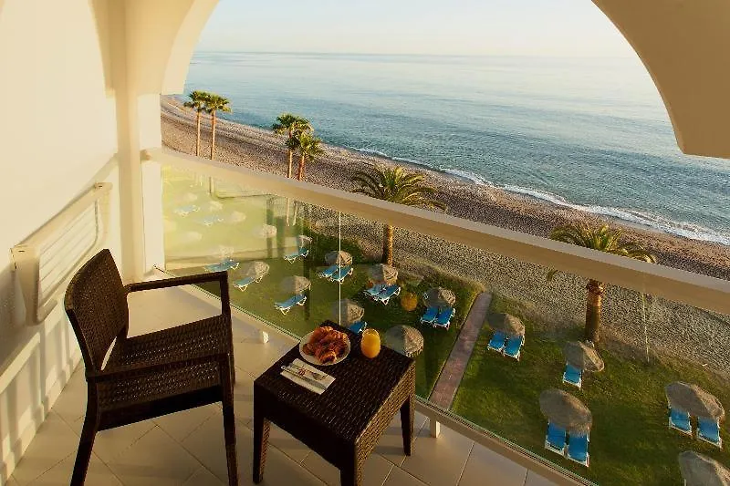 Ona Marinas De Nerja Spa Resort Spagna